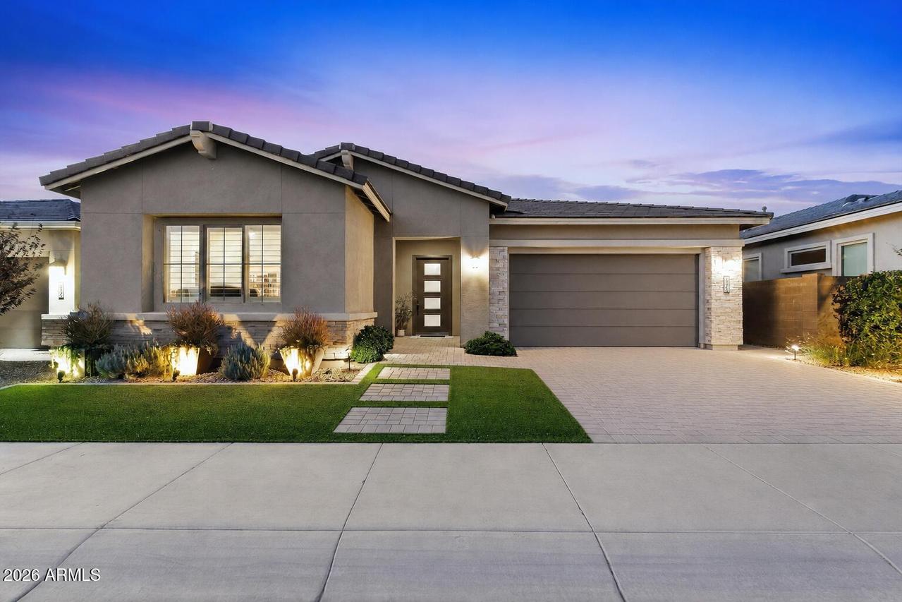 2826 E Pike St., Phoenix, AZ 85050