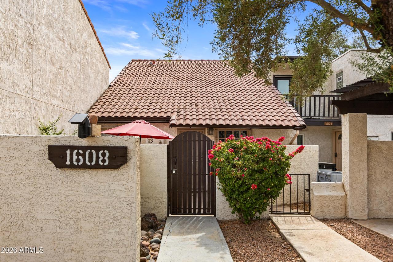 1608 S Torre Molinos Cir., Tempe, AZ 85281
