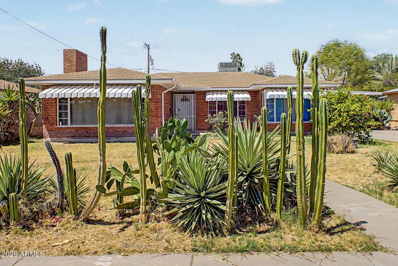 708 E Pepper Pl., Mesa, AZ 85203
