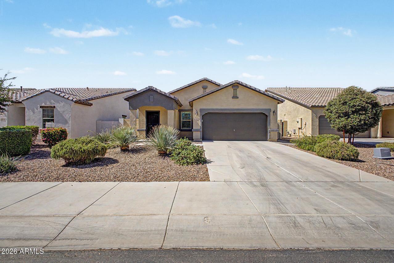 382 W Mammoth Cave Dr., San Tan Valley, AZ 85140