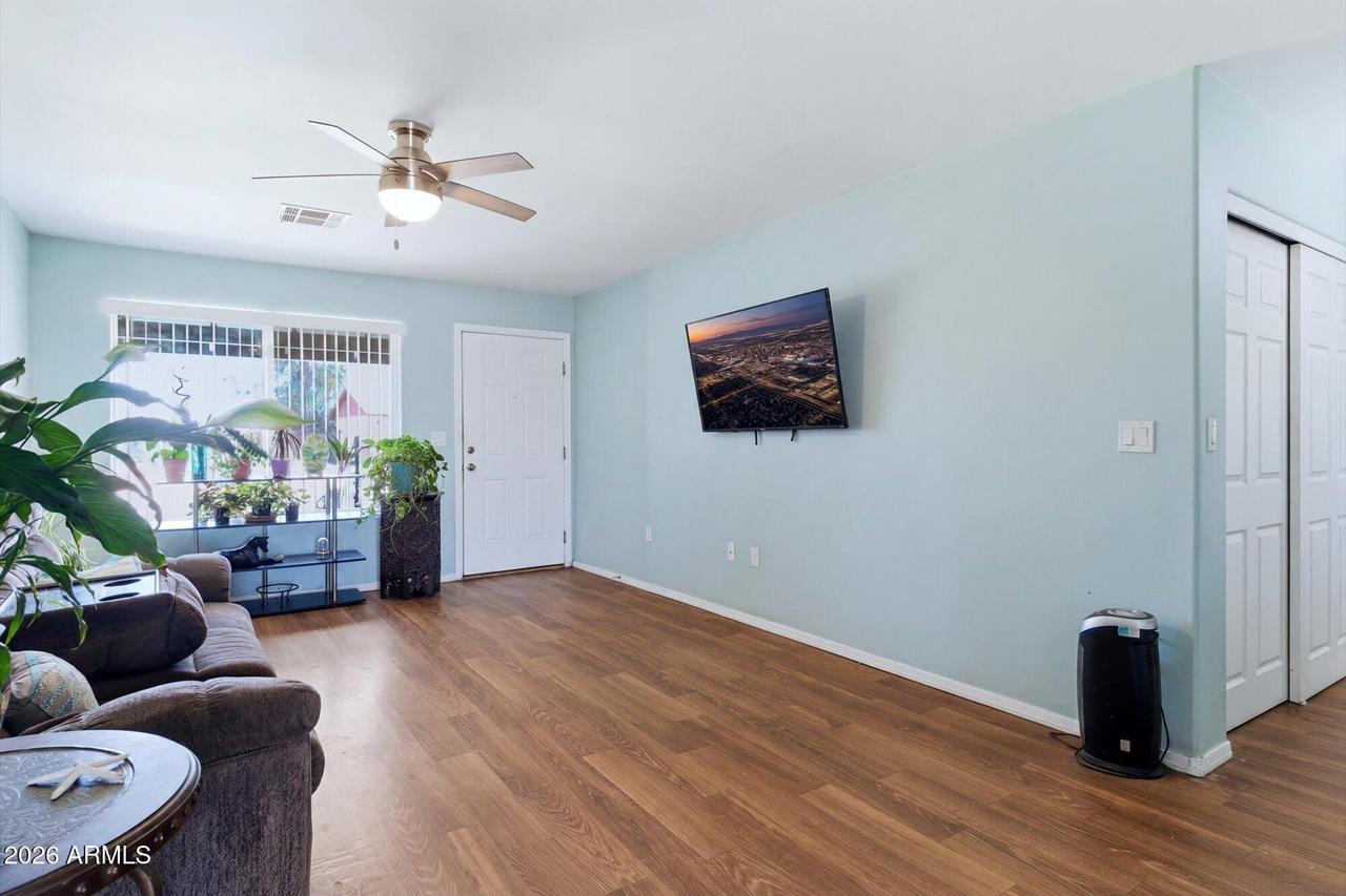 5602 W Charleston Ave., Glendale, AZ 85308