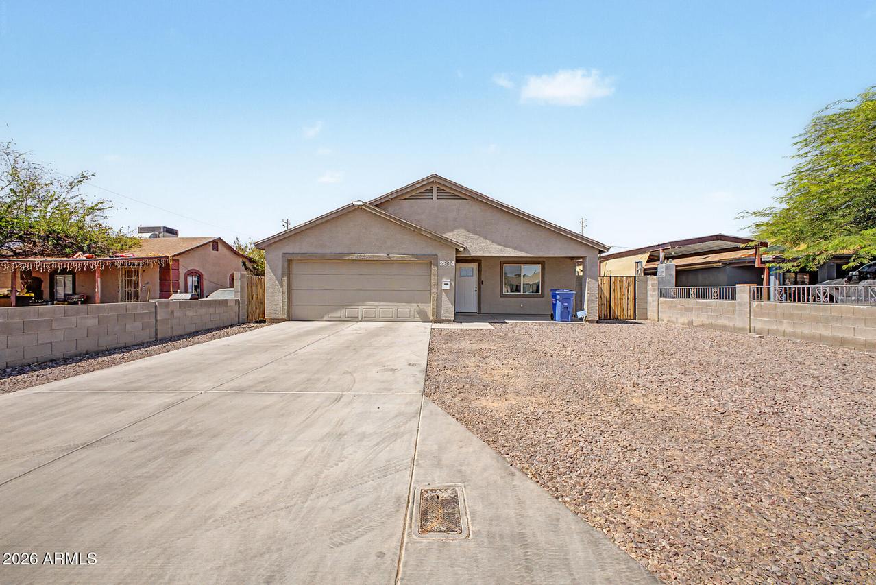 2834 W Fillmore St., Phoenix, AZ 85009