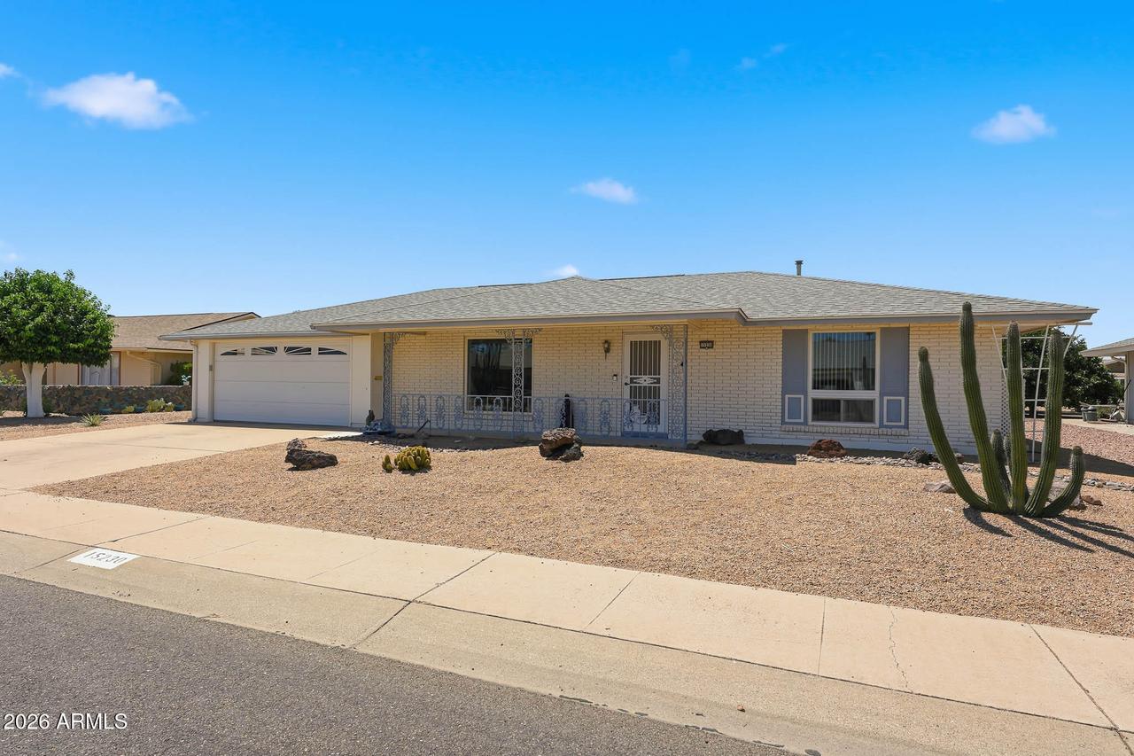 15230 N Rosewood Dr., Sun City, AZ 85351