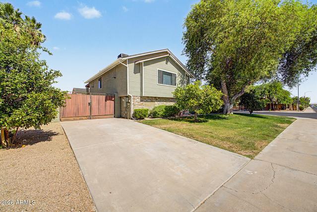 New Homes with Master Bedrooms on the 1st Floor That Attend Mendoza Elementary School: May 23rd to May 29th