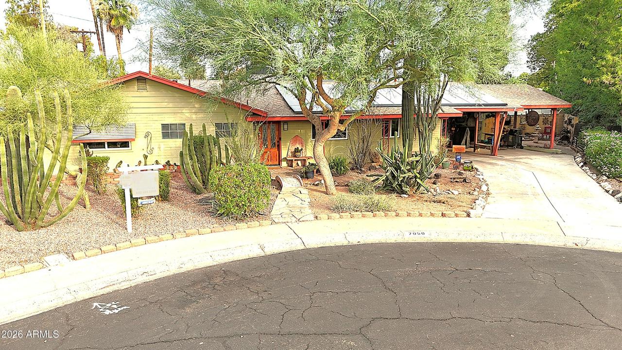 7050 N 8th Ave., Phoenix, AZ 85021