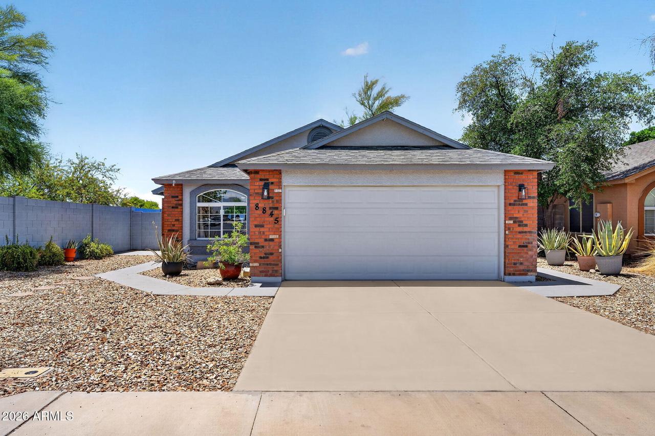 8845 E Des Moines St., Mesa, AZ 85207