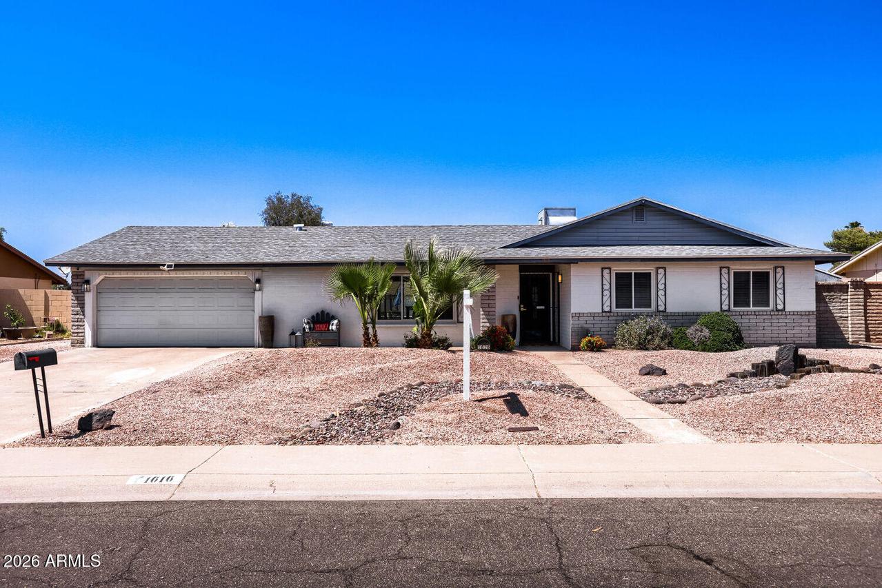 1616 W Sack Dr., Phoenix, AZ 85027