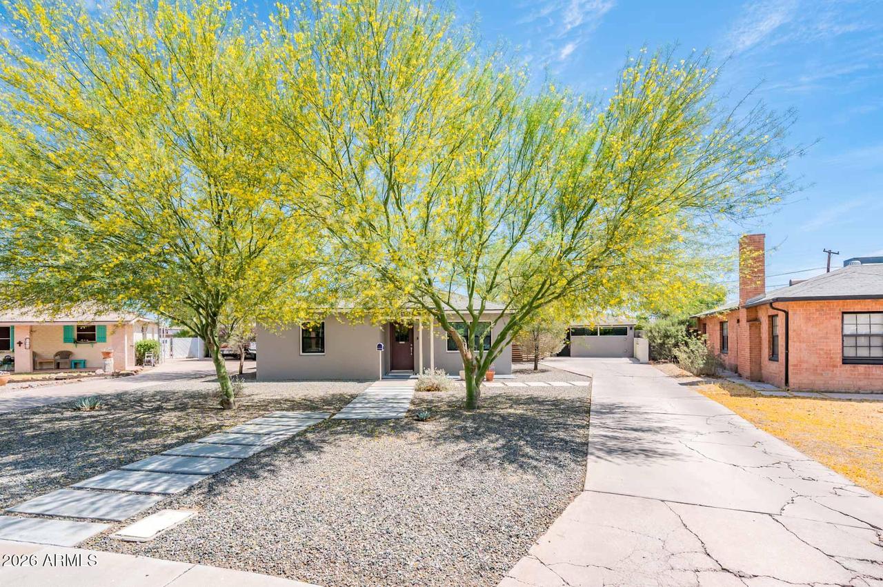 3031 N 17th Dr., Phoenix, AZ 85015