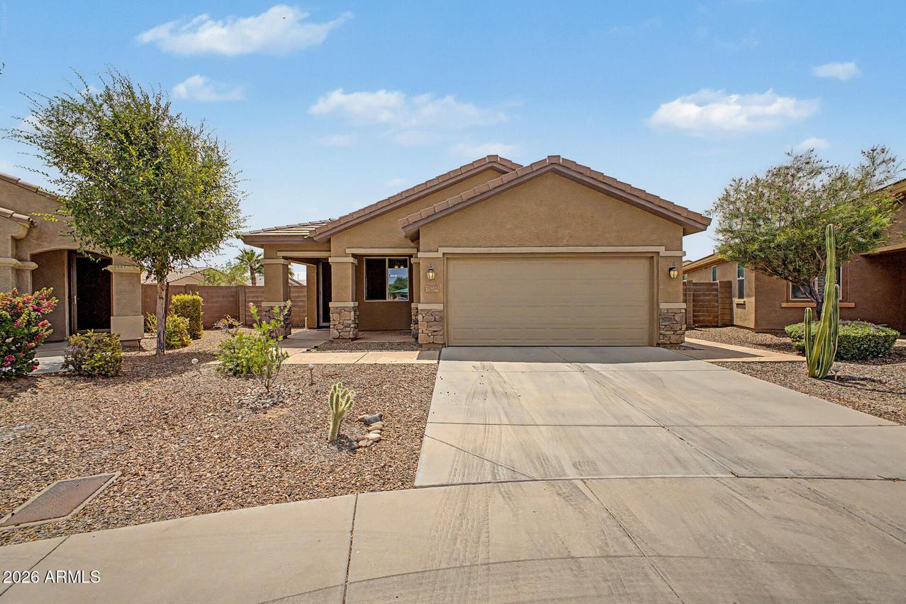 7029 W Desert Ln., Laveen, AZ 85339
