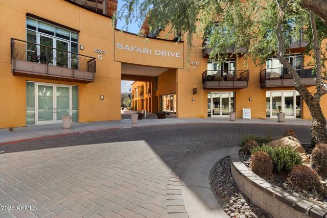 New Homes with Master Bedrooms on the 1st Floor in Scottsdale: May 23rd to May 29th