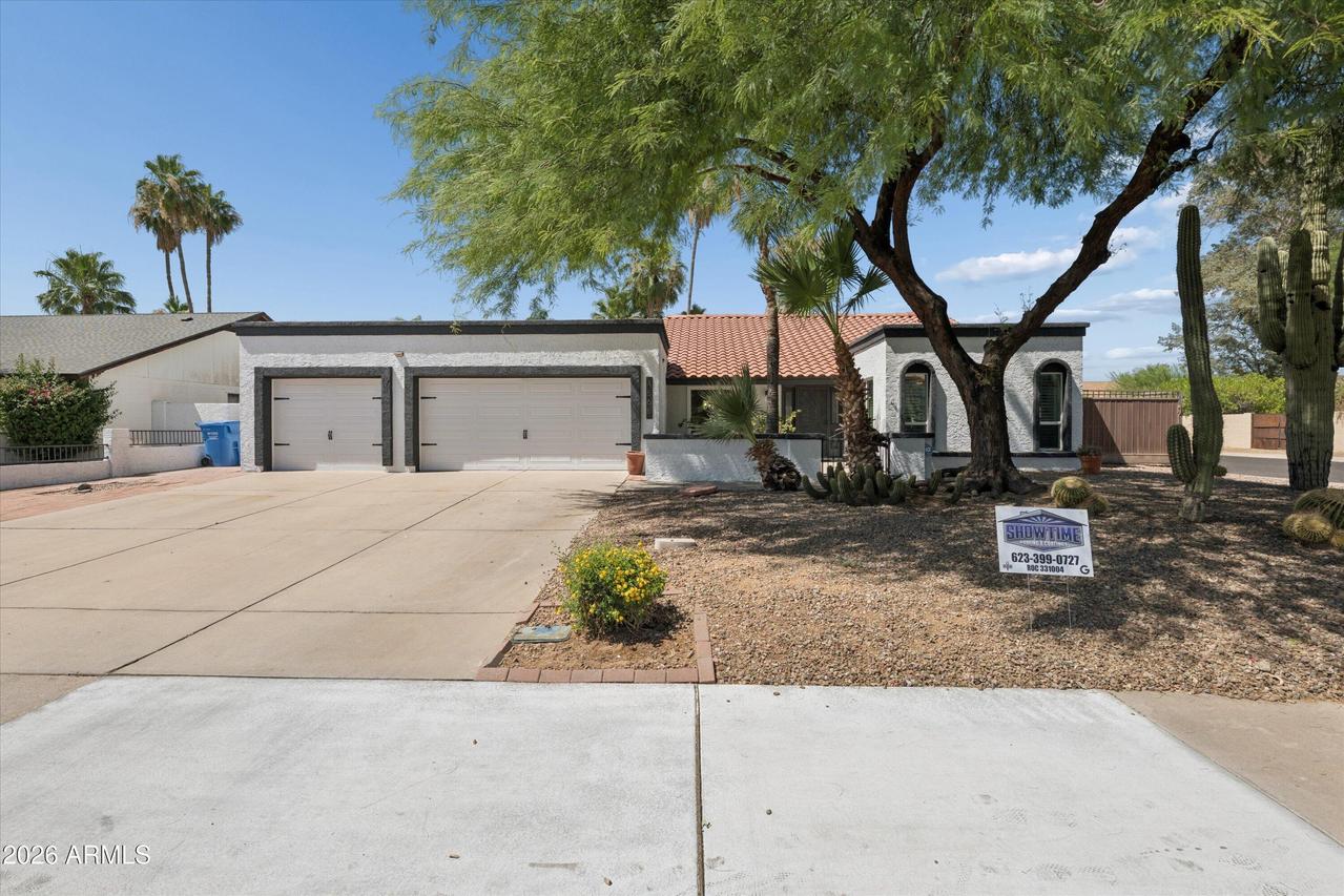 4568 E Paradise Ln., Phoenix, AZ 85032