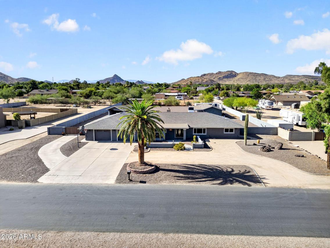 4946 W Creedance Blvd., Glendale, AZ 85310