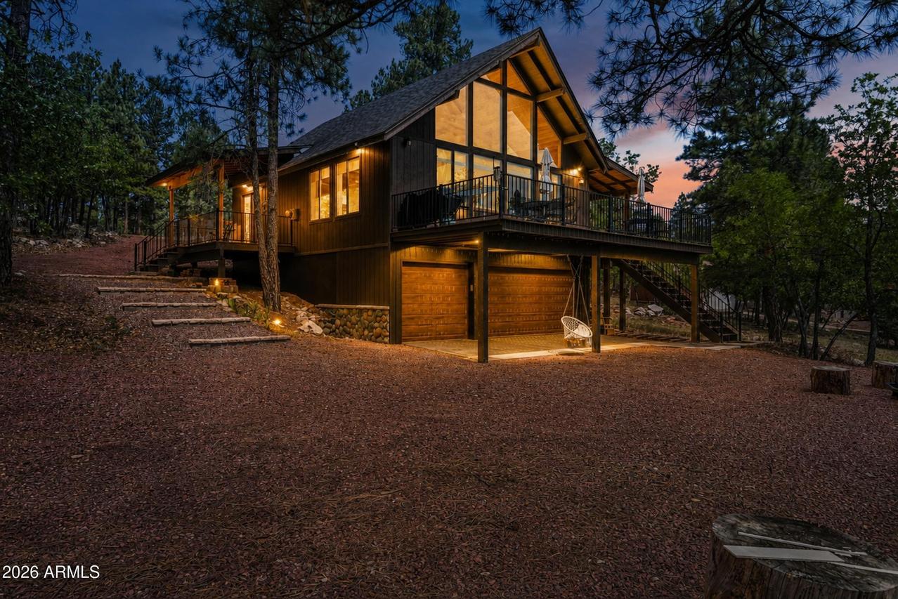 2433 Mesa Dr., Happy Jack, AZ 86024