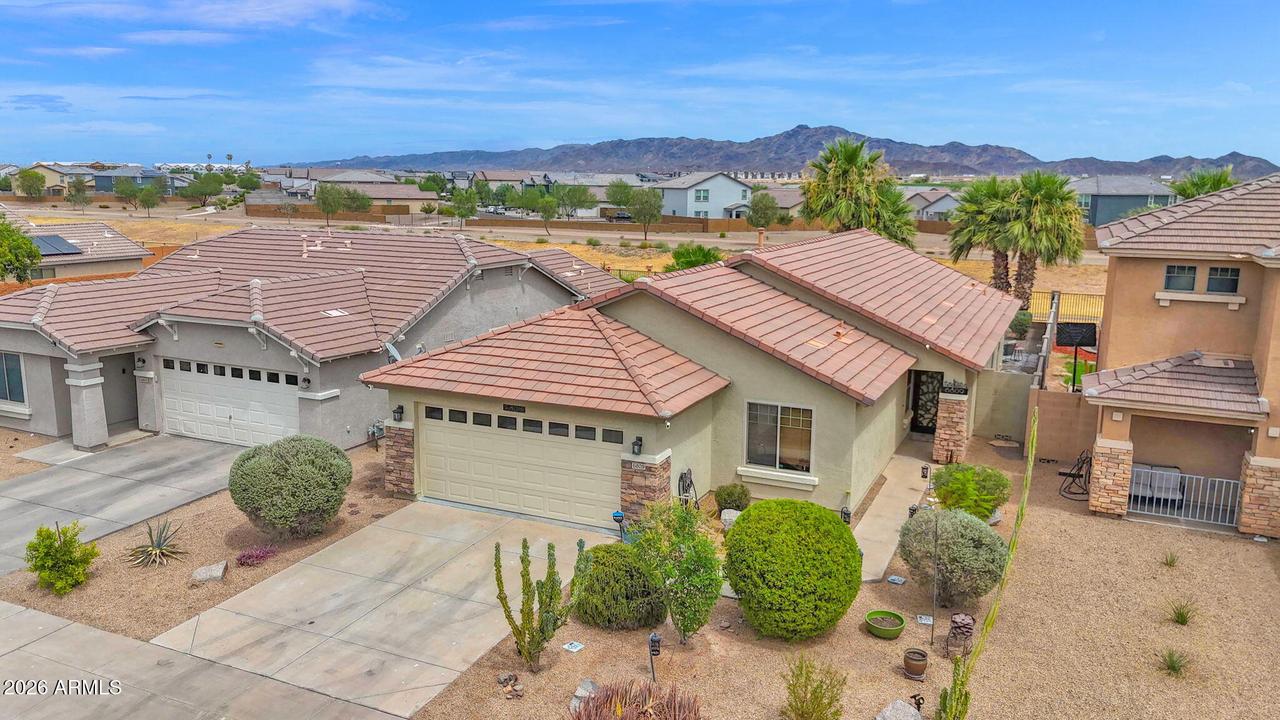 6809 W Desert Ln., Laveen, AZ 85339