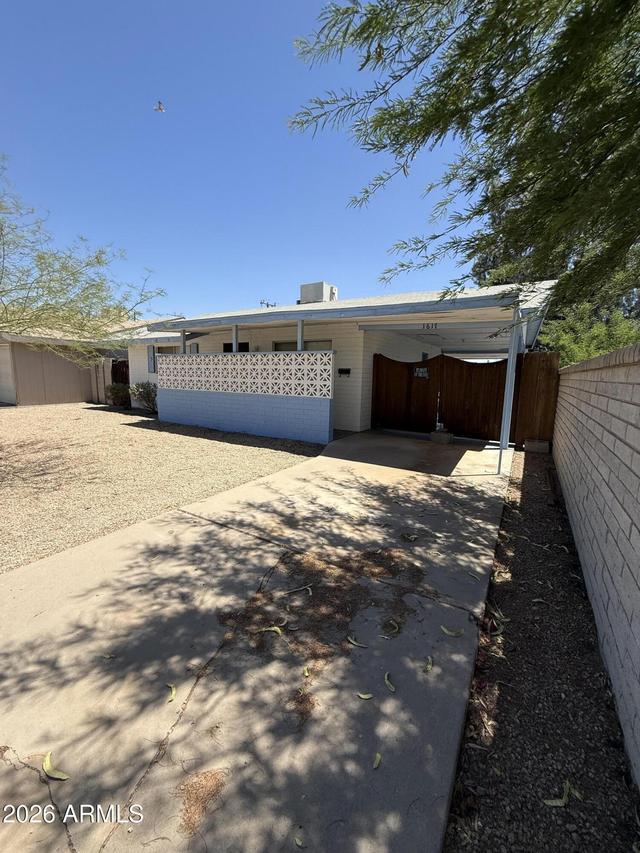 1617 E Turney Ave., Phoenix, AZ 85016