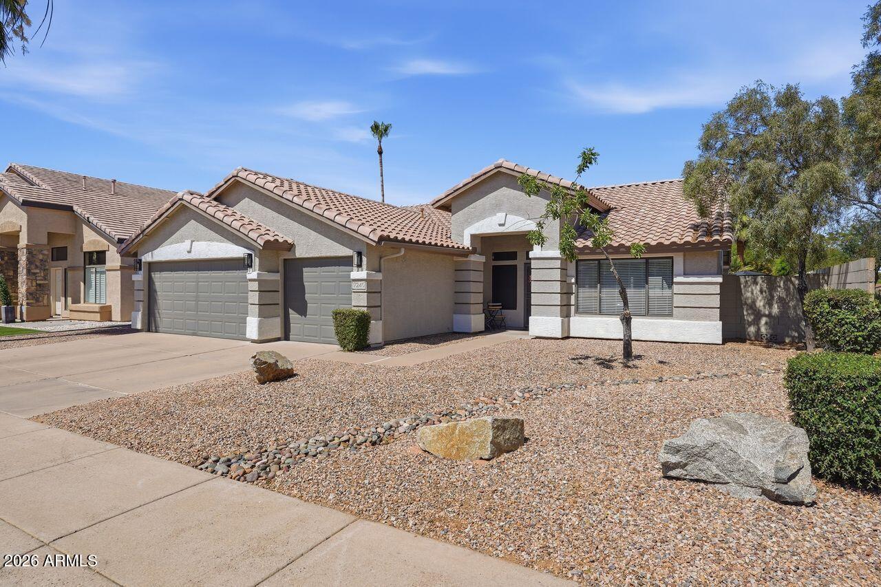 17240 N 42nd Pl., Phoenix, AZ 85032