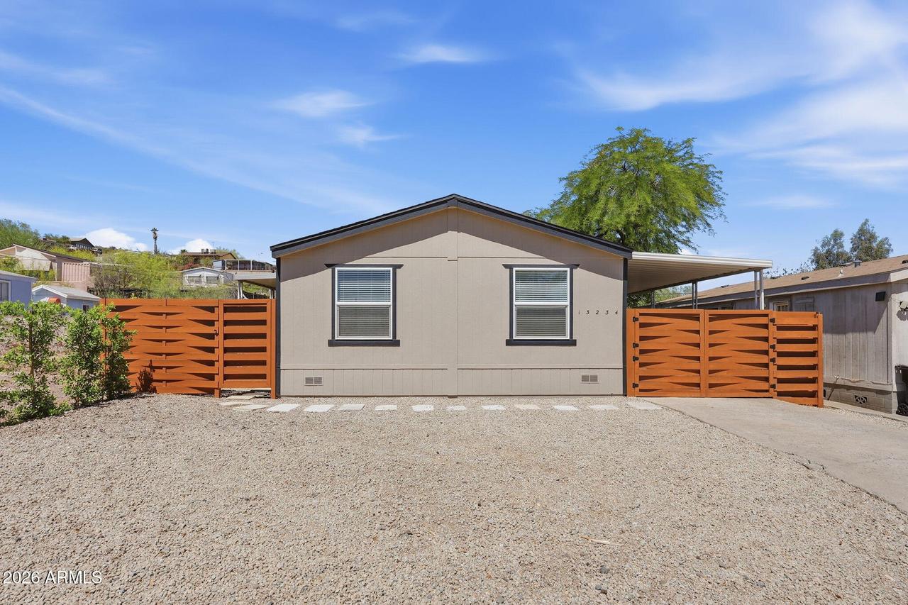 13234 N 19th St., Phoenix, AZ 85022