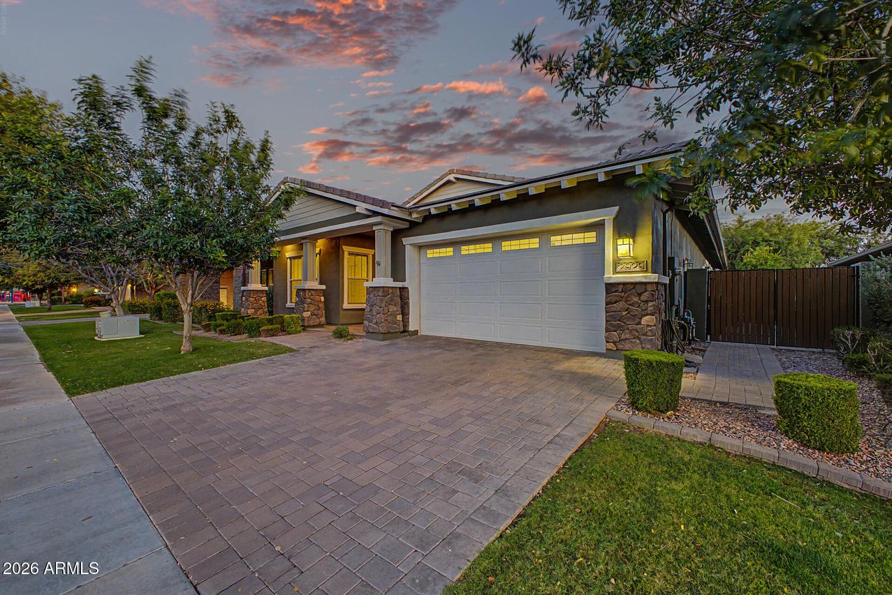 2929 E Appaloosa Rd., Gilbert, AZ 85296