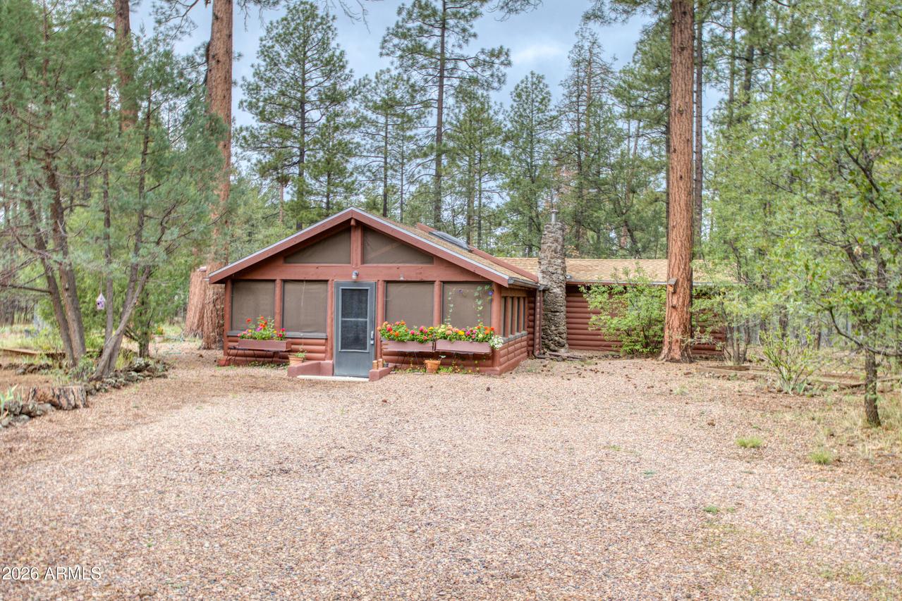 1256 W Hummingbird Cir., Lakeside, AZ 85929