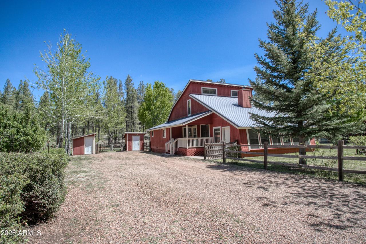230 E Sky Hi Dr., Pinetop, AZ 85935