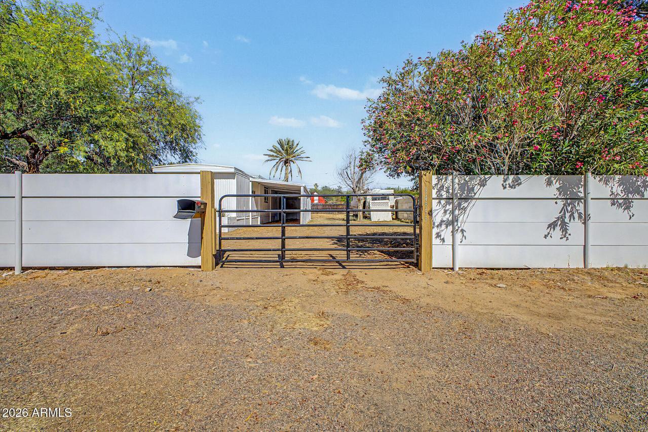 34555 S K Field Rd., Black Canyon City, AZ 85324