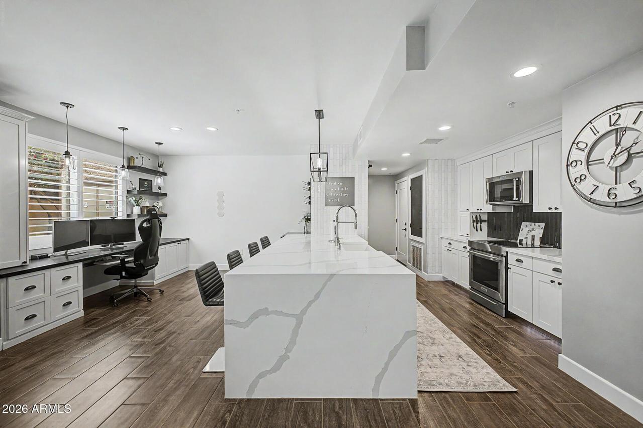 705 W Queen Creek Rd. #1061, Chandler, AZ 85248