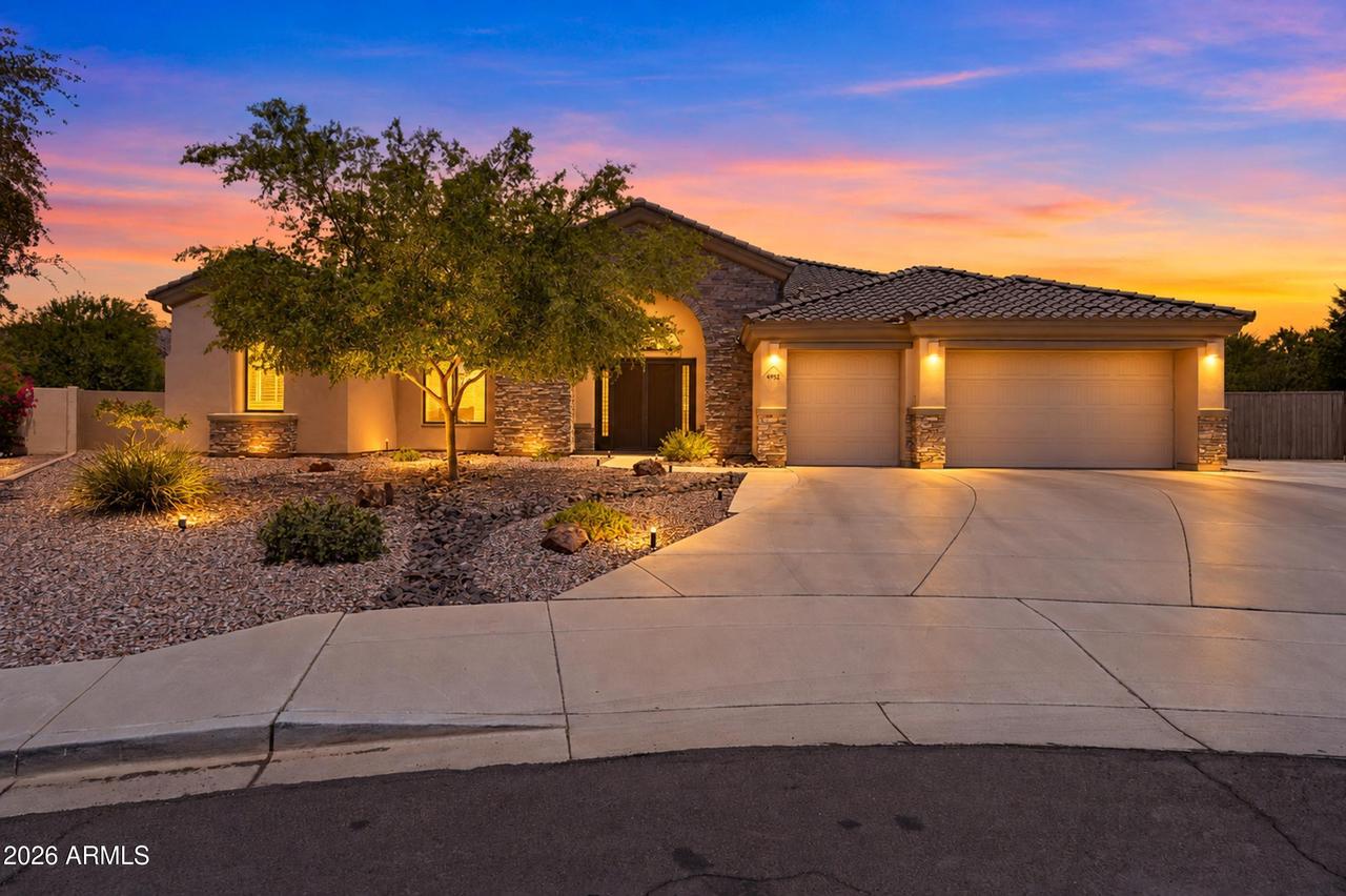 9132 W Bajada Rd., Peoria, AZ 85383