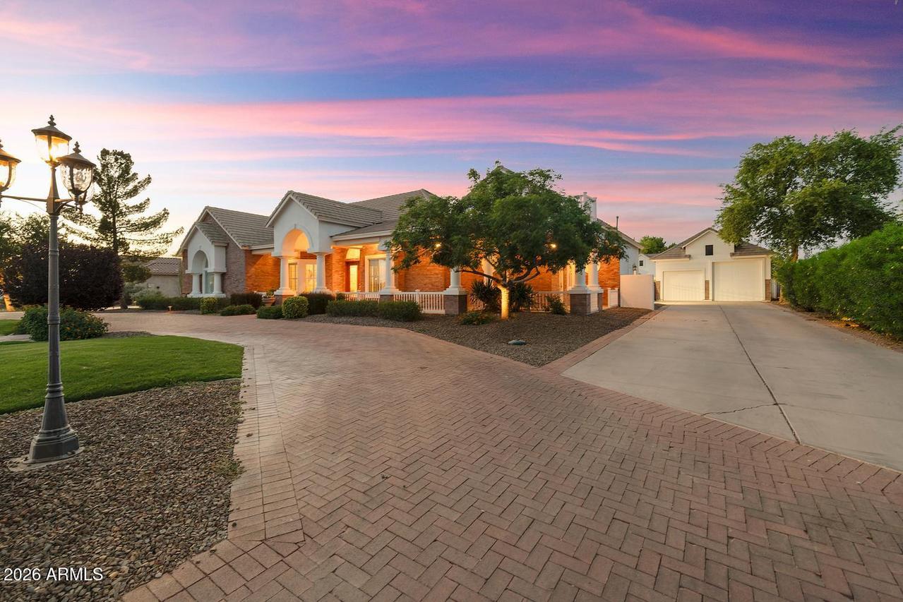 88 E Toledo Ct., Gilbert, AZ 85295