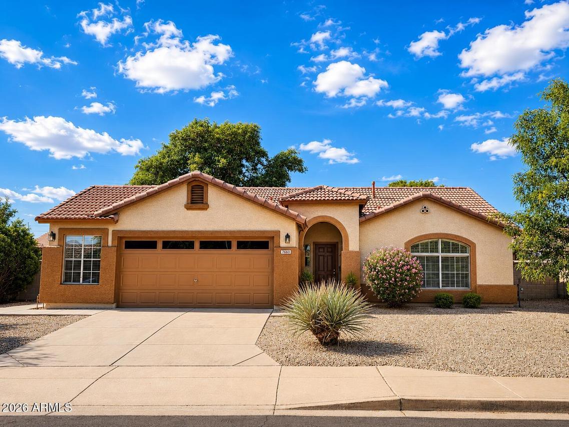 7660 E Dover St., Mesa, AZ 85207