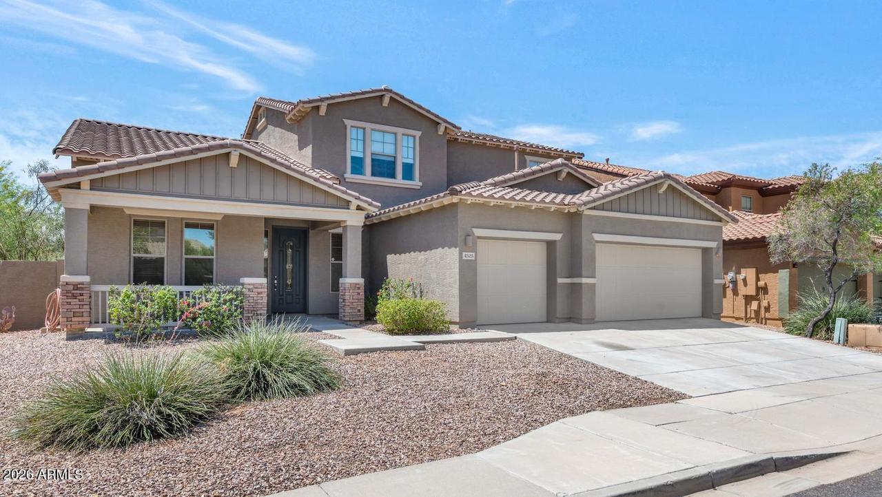 4525 W Heyerdahl Dr., New River, AZ 85087