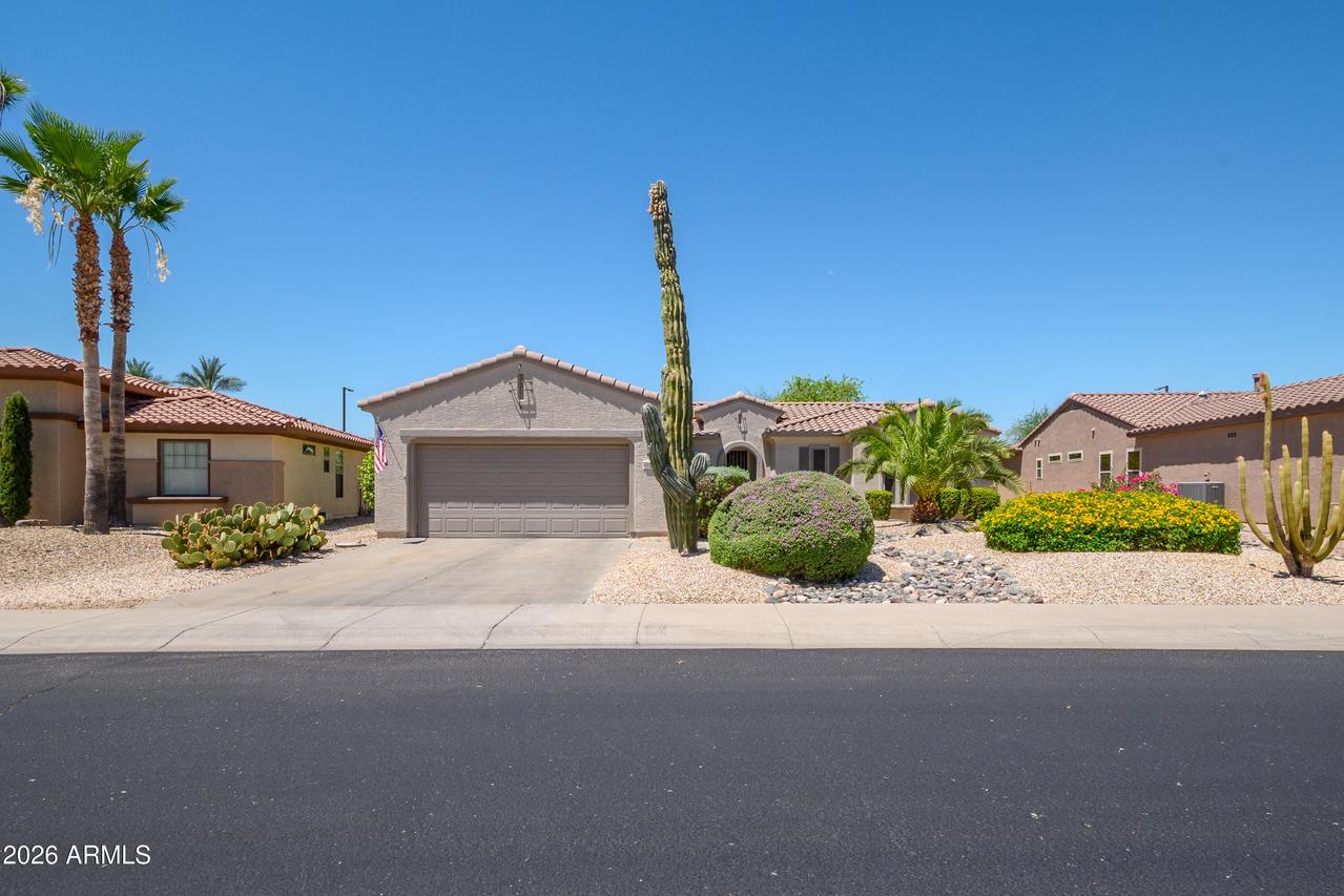 19236 N Tallowood Way, Surprise, AZ 85387