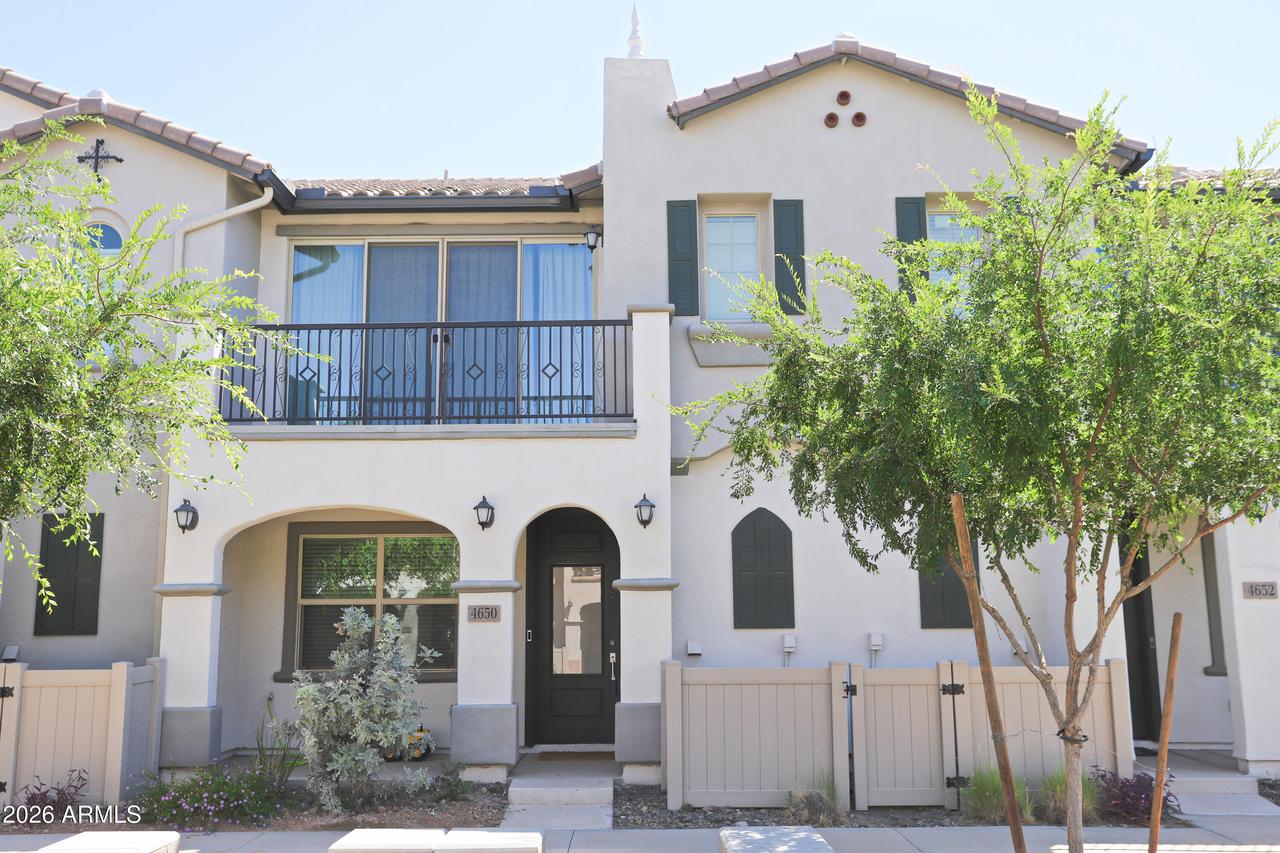 4650 S Glacier, Mesa, AZ 85212