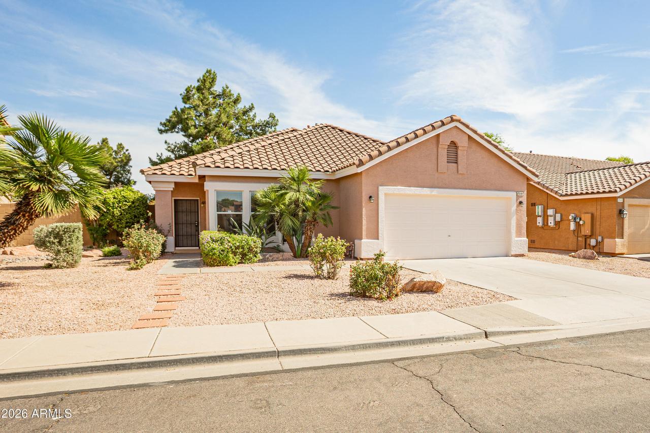 8061 E Obispo Ave., Mesa, AZ 85212