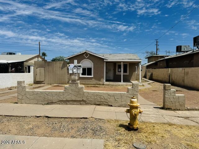 1522 W Taylor St., Phoenix, AZ 85007