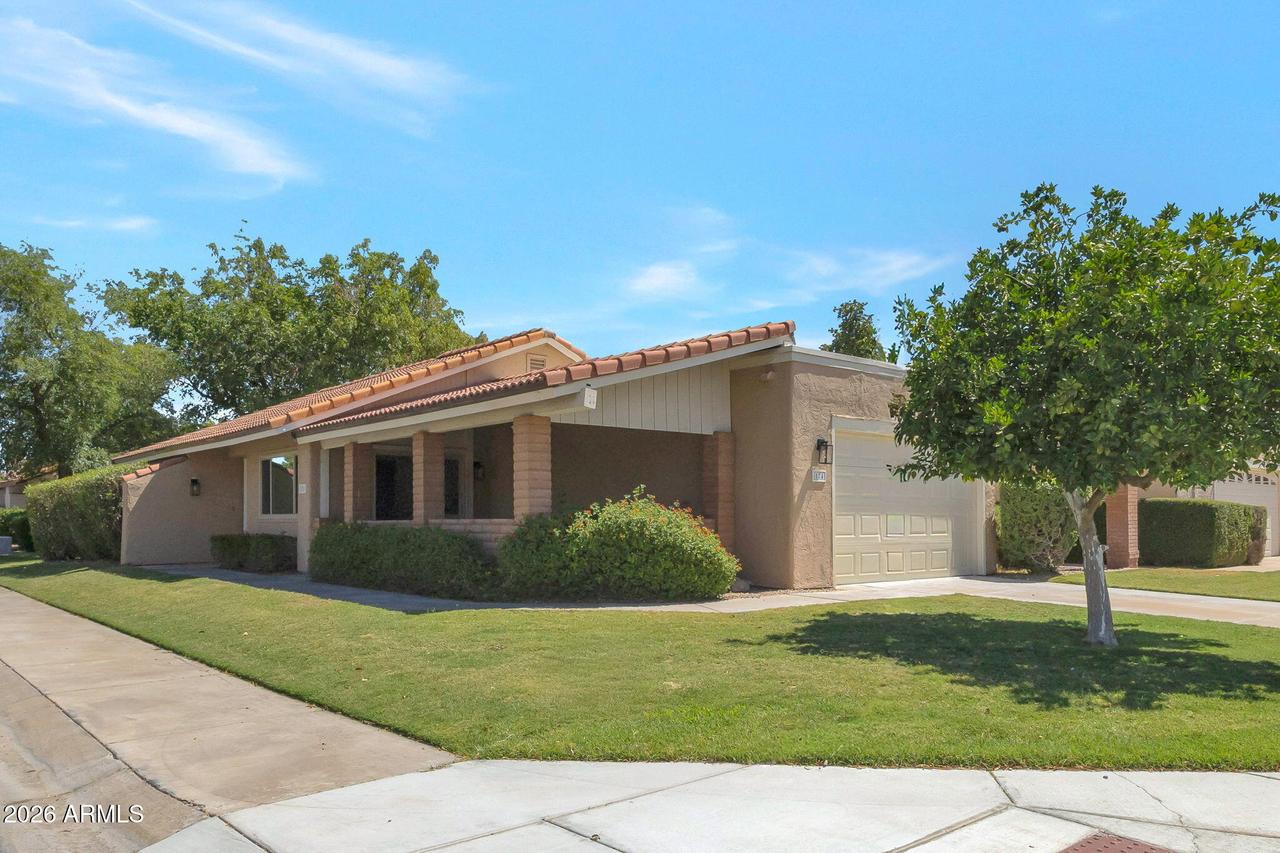 174 Leisure World, Mesa, AZ 85206