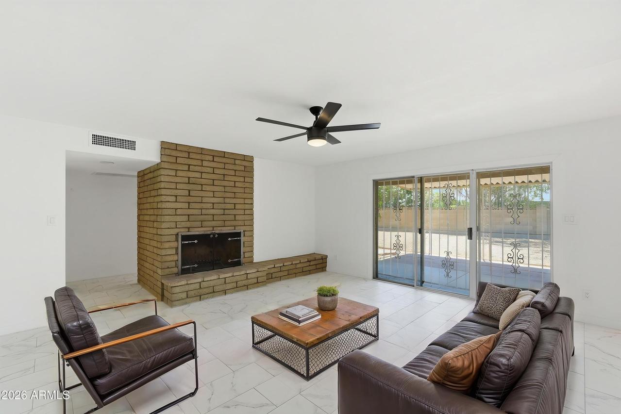 4427 W Dahlia Dr., Glendale, AZ 85304