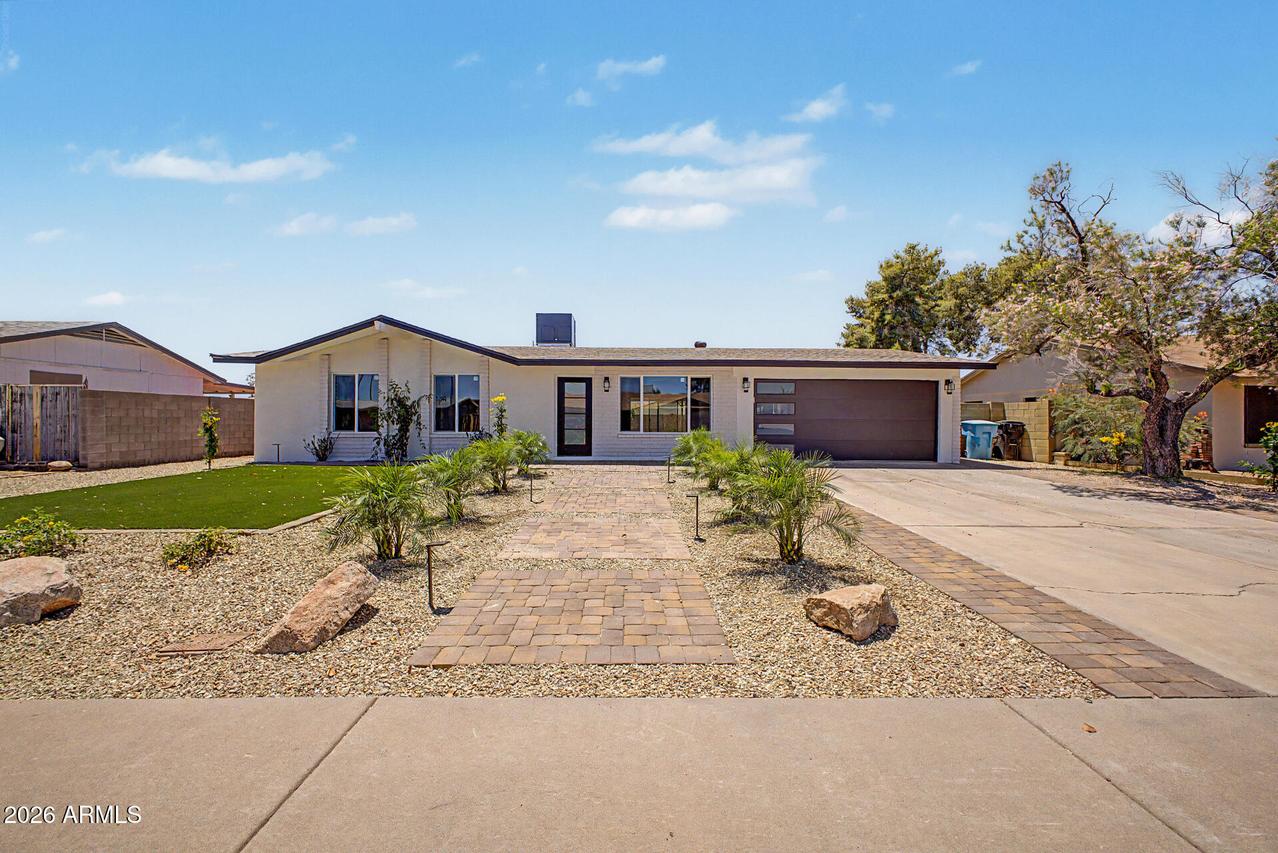 1603 W Kerry Ln., Phoenix, AZ 85027