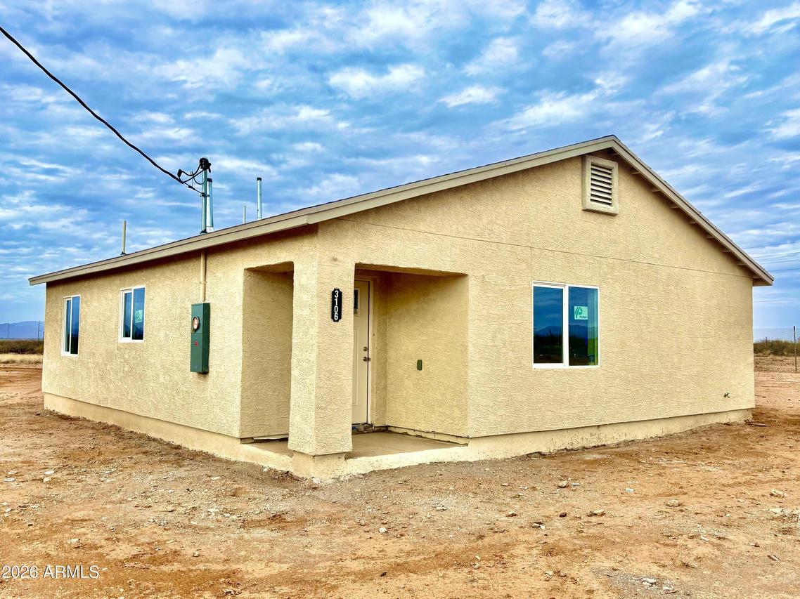 3106 N Valleyvalley St., Douglas, AZ 85607