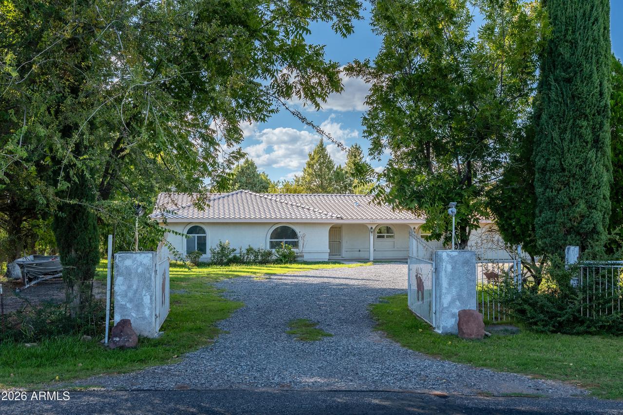 10885 E Pear Tree Dr., Cornville, AZ 86325
