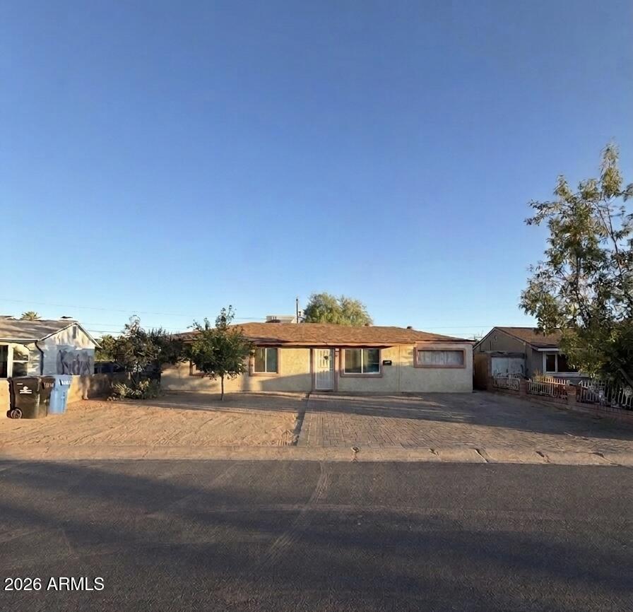 3641 W Lewis Ave., Phoenix, AZ 85009
