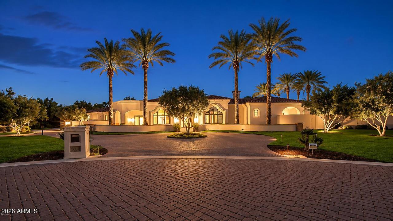 6385 E Royal Palm Rd., Paradise Valley, AZ 85253