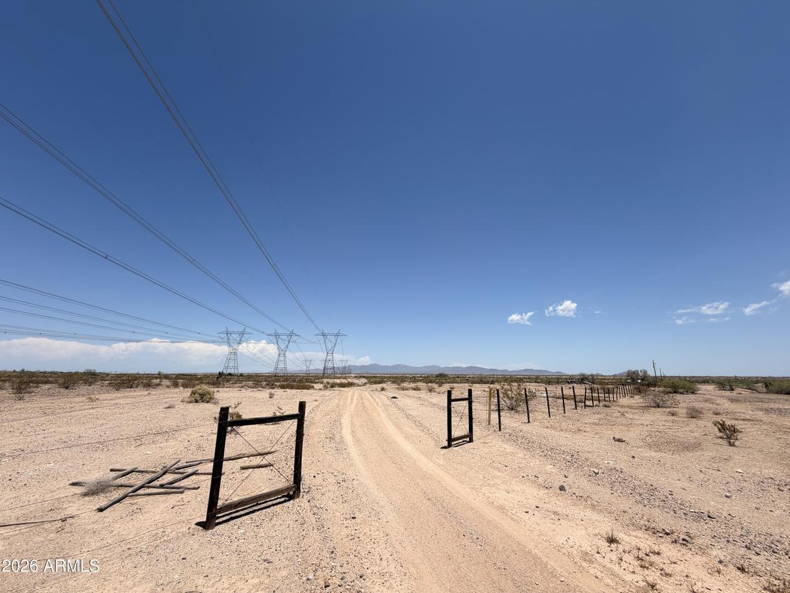 2320 S 331st Ave. #-, Tonopah, AZ 85354