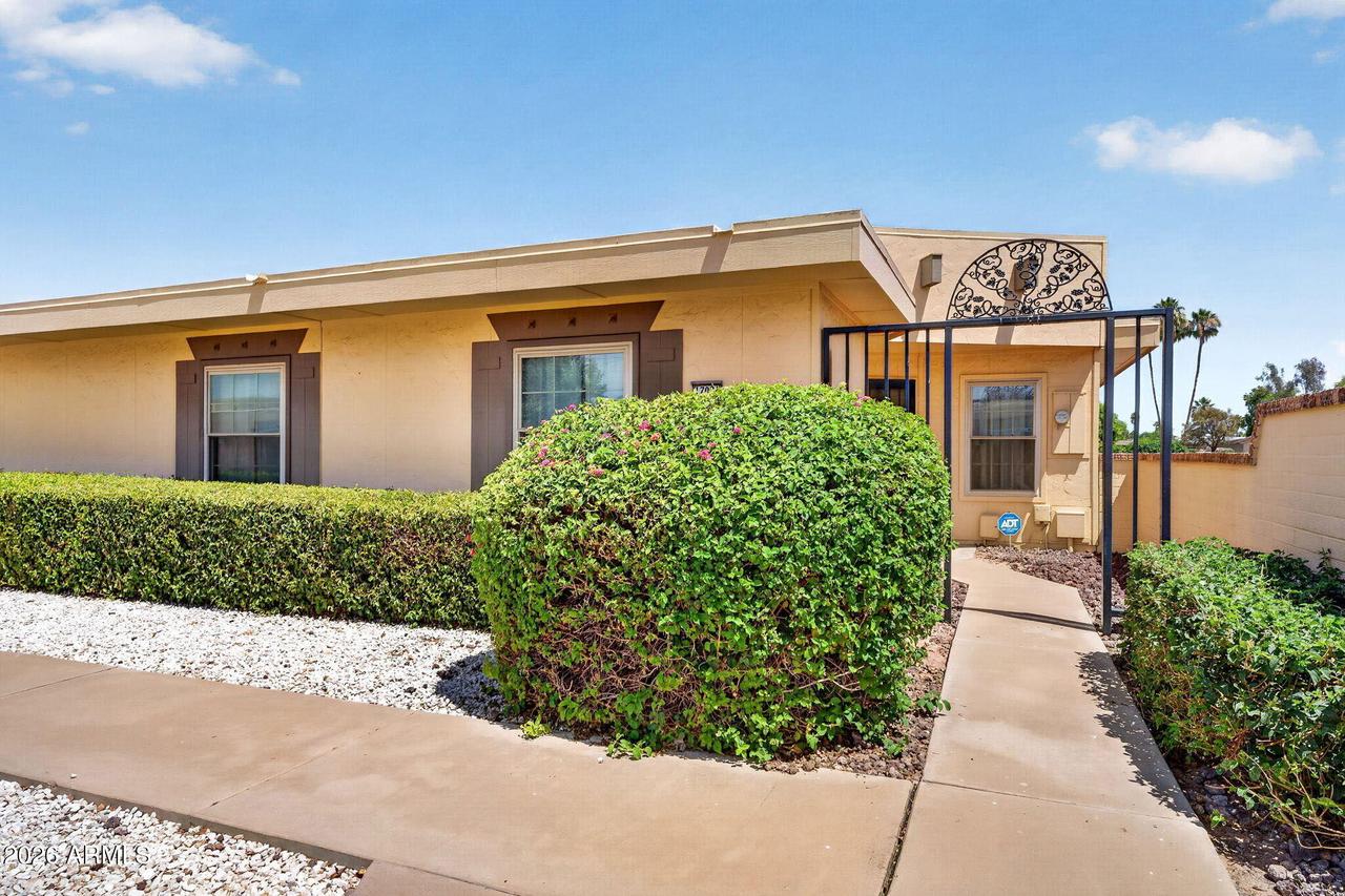 17028 N 107th Ave., Sun City, AZ 85373