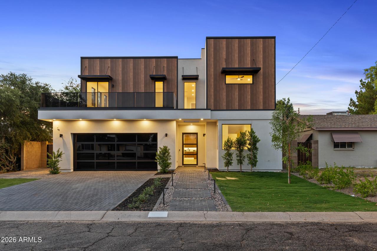 4422 E Roma Ave., Phoenix, AZ 85018