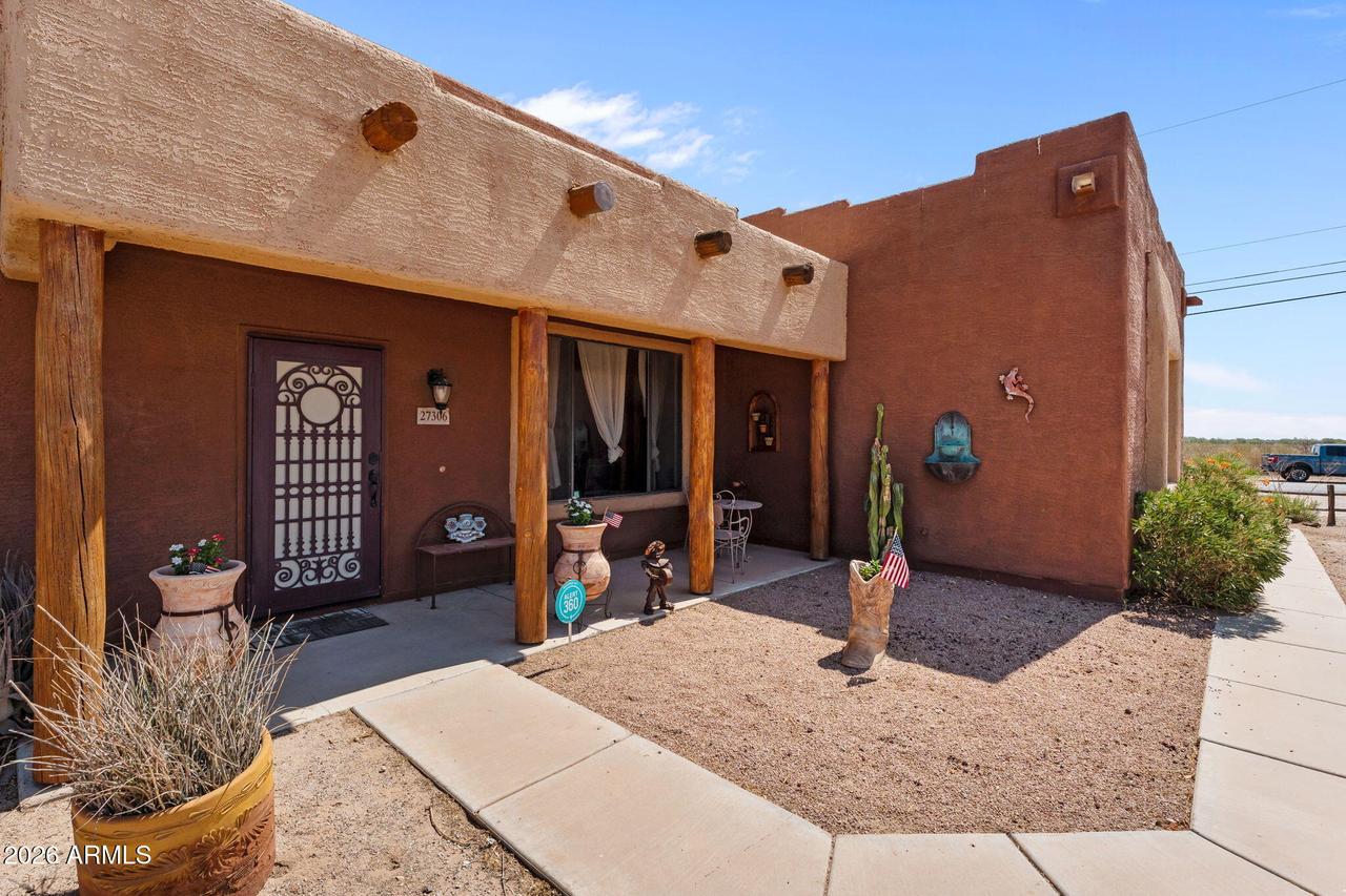 27306 N 219th Ave., Wittmann, AZ 85361