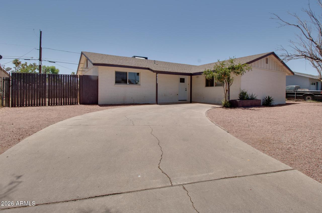 6425 W Rose Ln., Glendale, AZ 85301