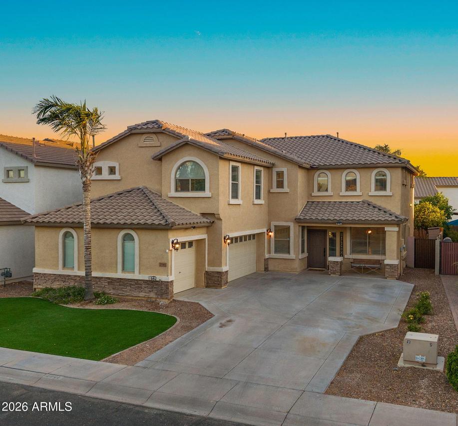 2541 E Ridge Creek Rd., Phoenix, AZ 85024