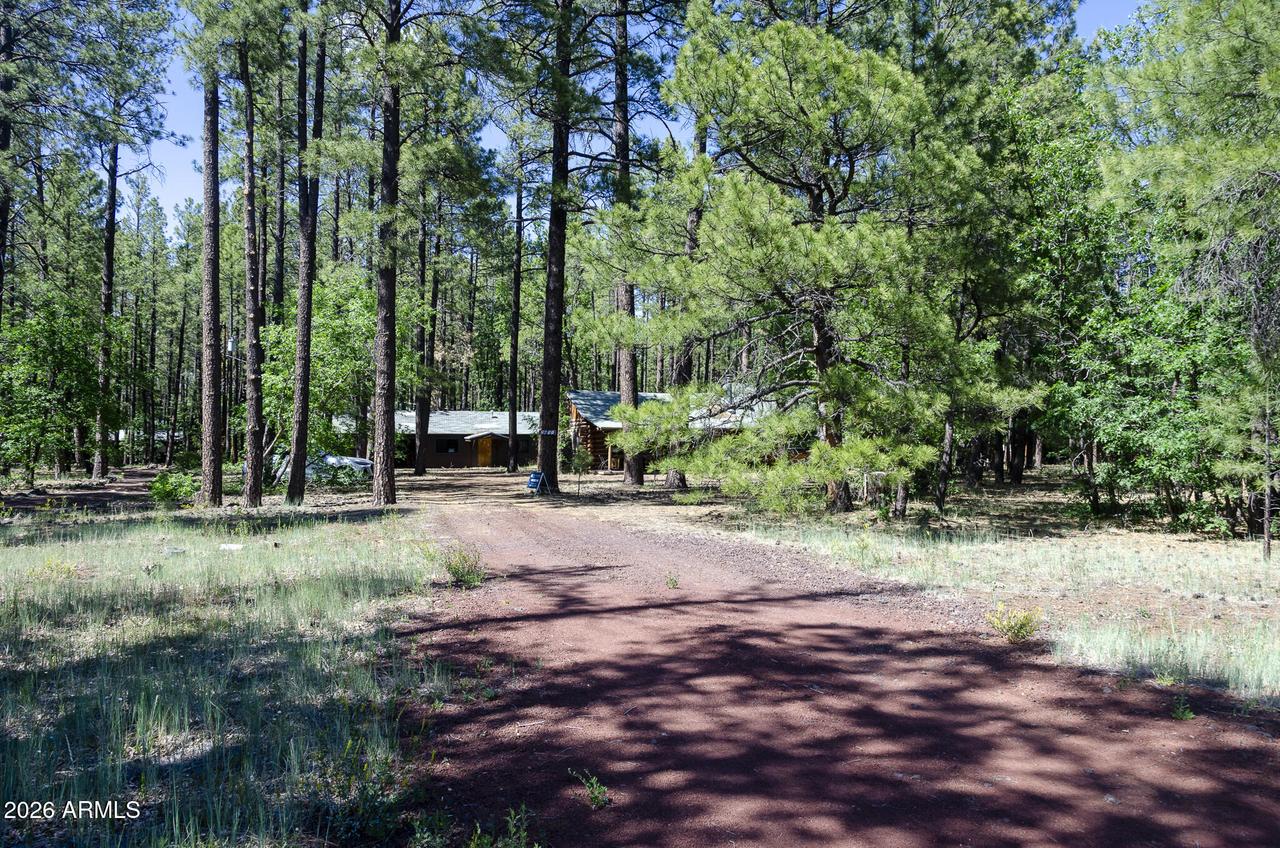 2651 E Chilton Dr., Pinetop, AZ 85935