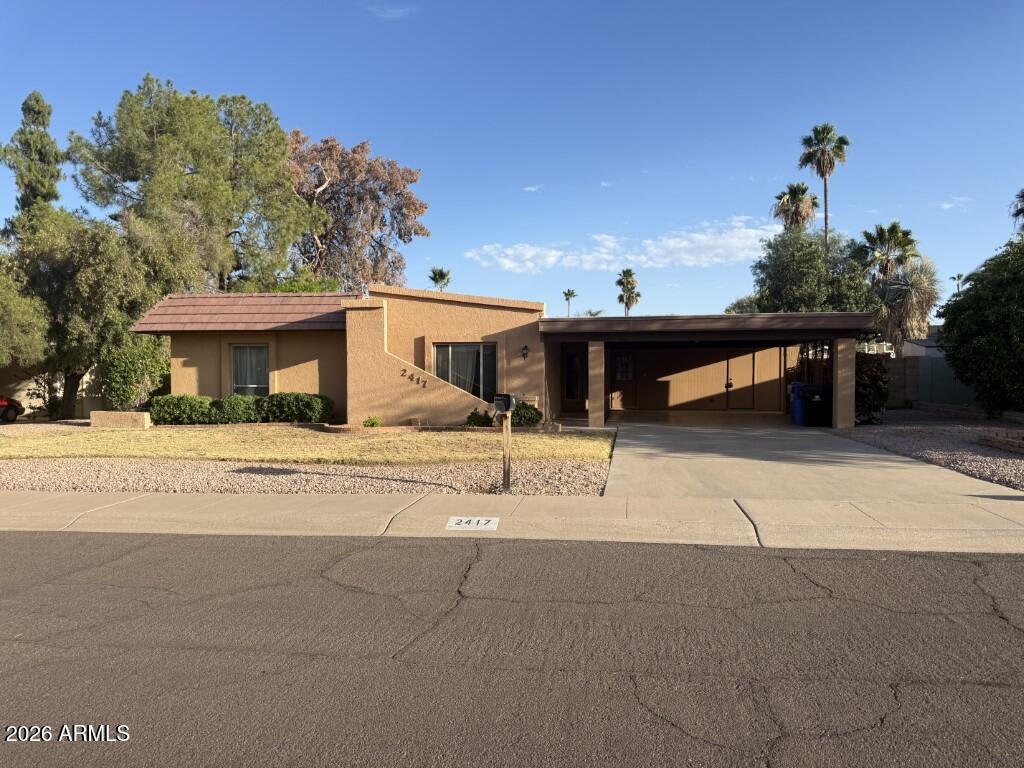 2417 E Yucca St., Phoenix, AZ 85028