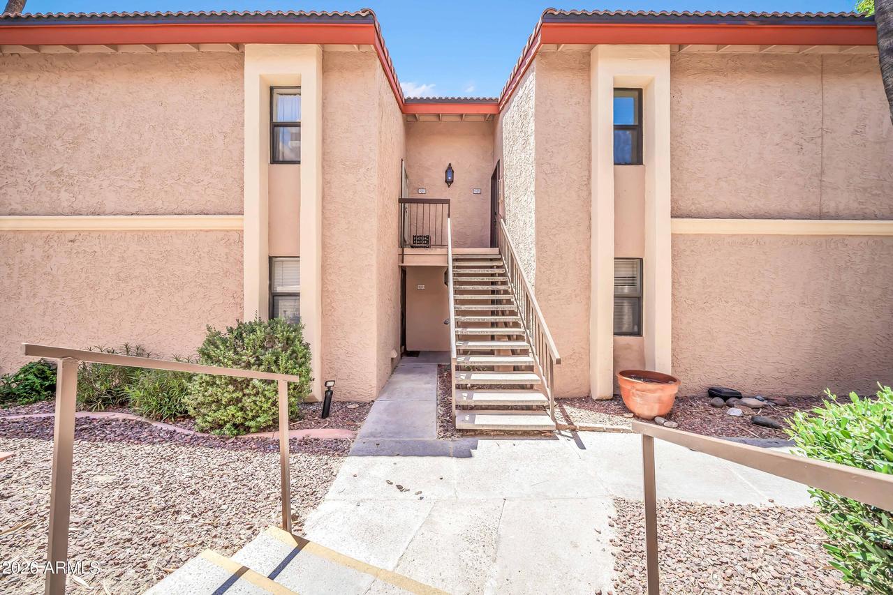 10410 N Cave Creek Rd. #1018, Phoenix, AZ 85020
